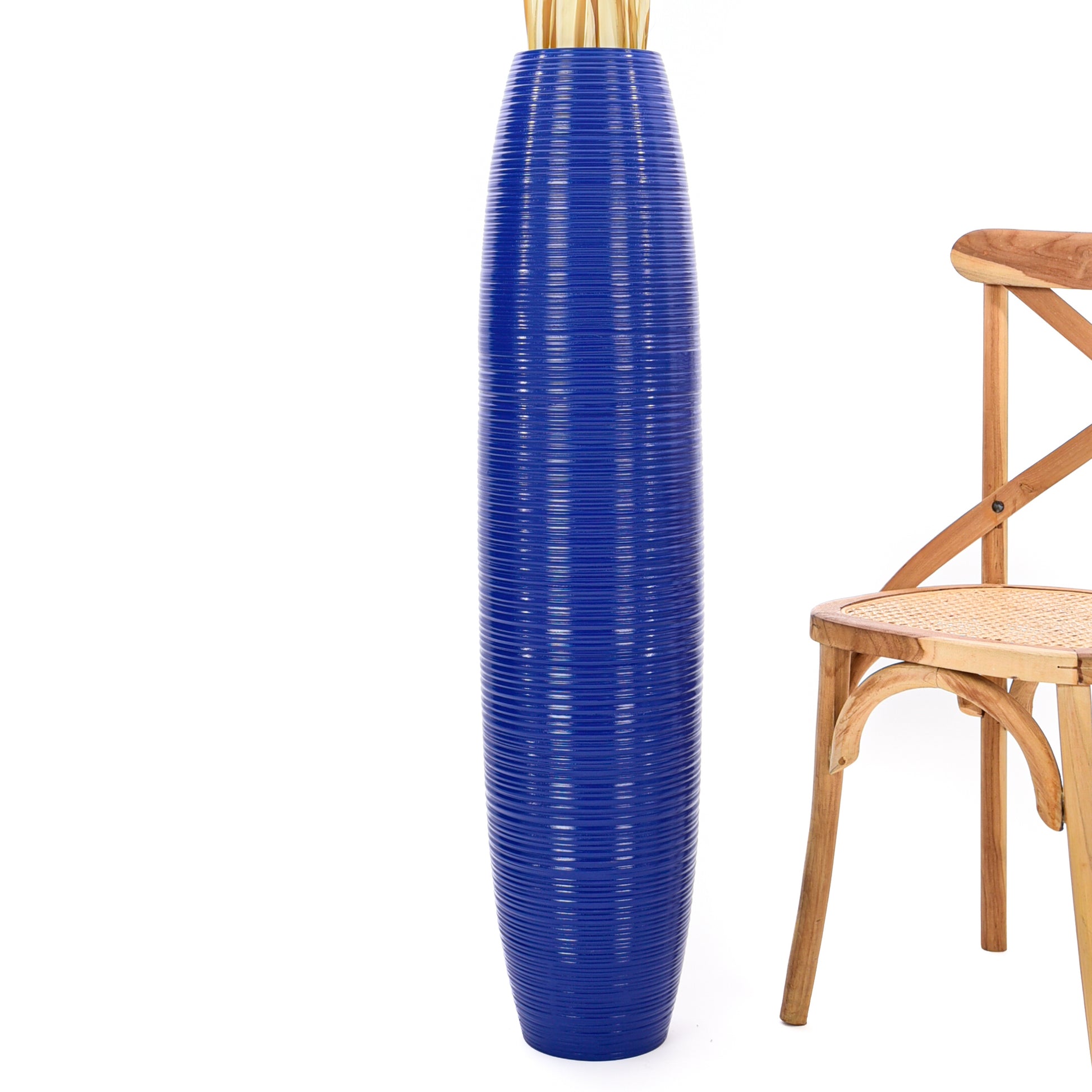 Large Mango Wood Floor Vase – Handcrafted Decorative Highlight from Thailand, 105 cm