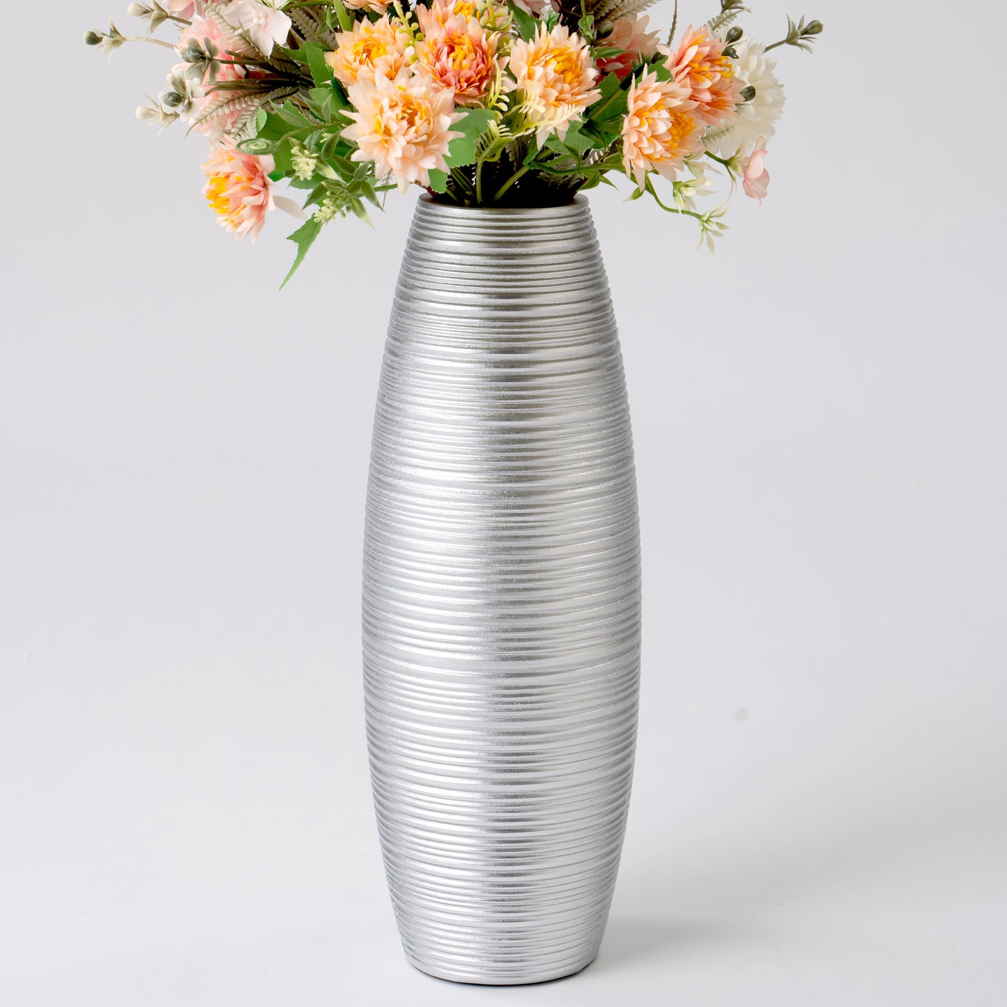 Compact Resin Vase – Stylish Waterproof Decorative Vase for Floor, Table or Shelf, silver, 34 cm