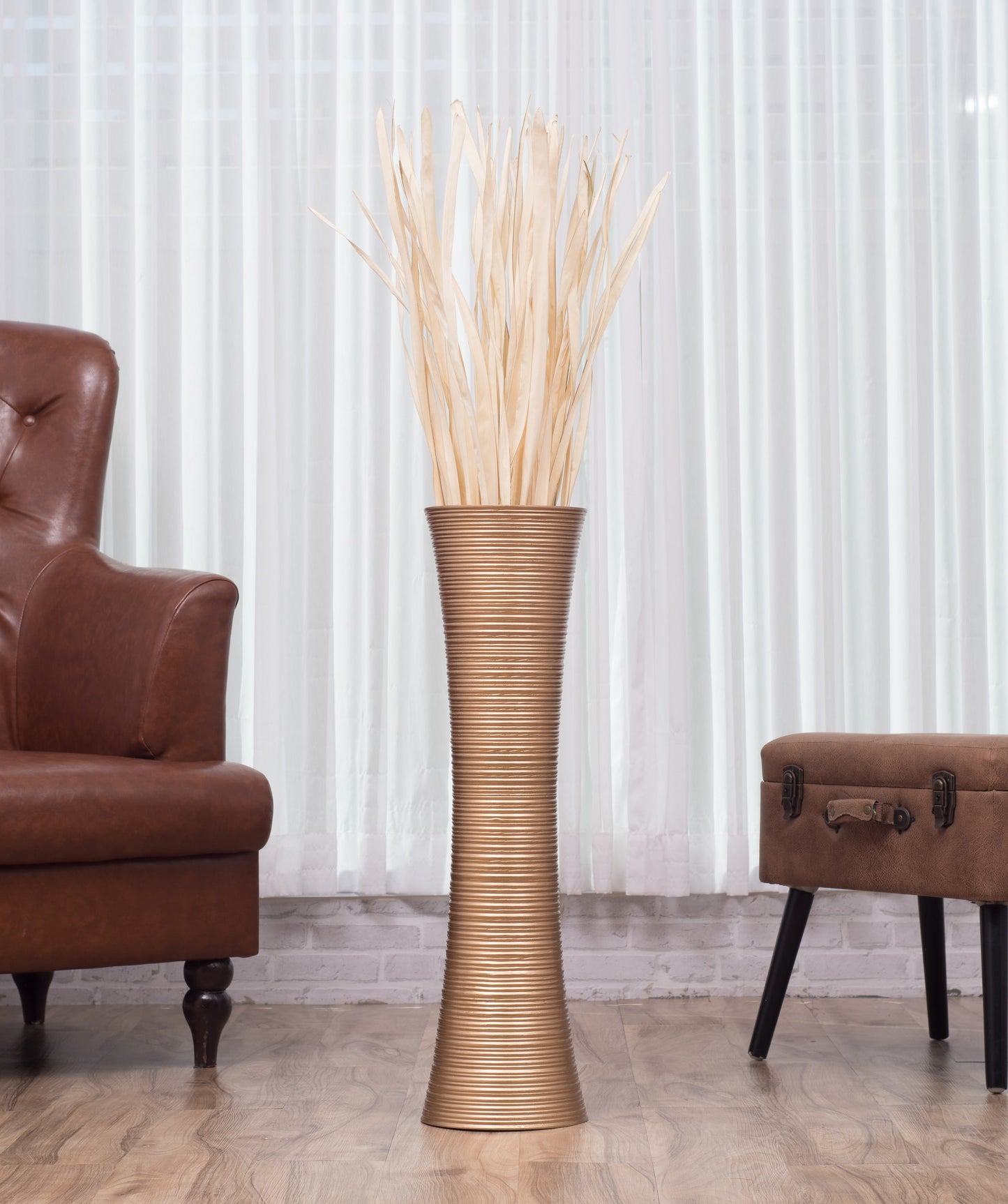 Large Mango Wood Floor Vase – Handcrafted Decorative Highlight from Thailand, 65 cm