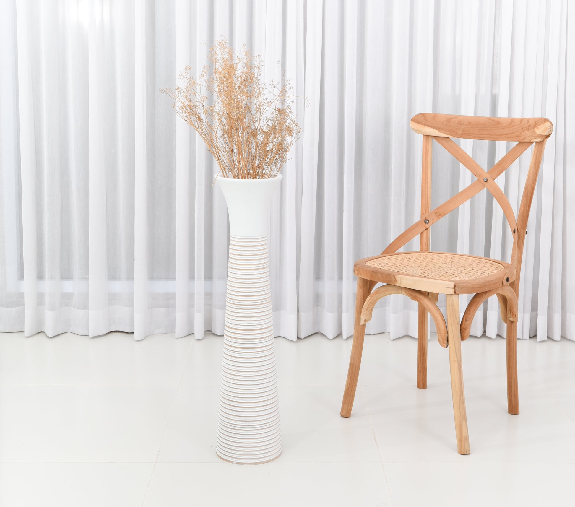 Large Mango Wood Floor Vase – Handcrafted Decorative Highlight from Thailand, 65 cm