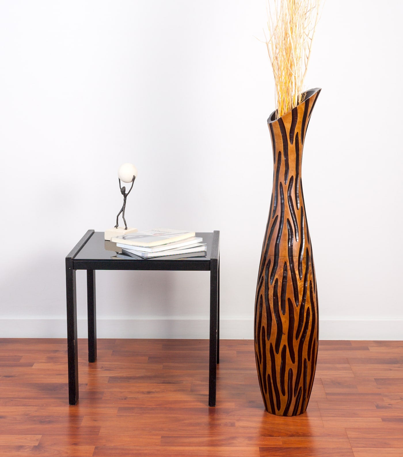 Large Mango Wood Floor Vase – Handcrafted Decorative Highlight from Thailand, 85 cm