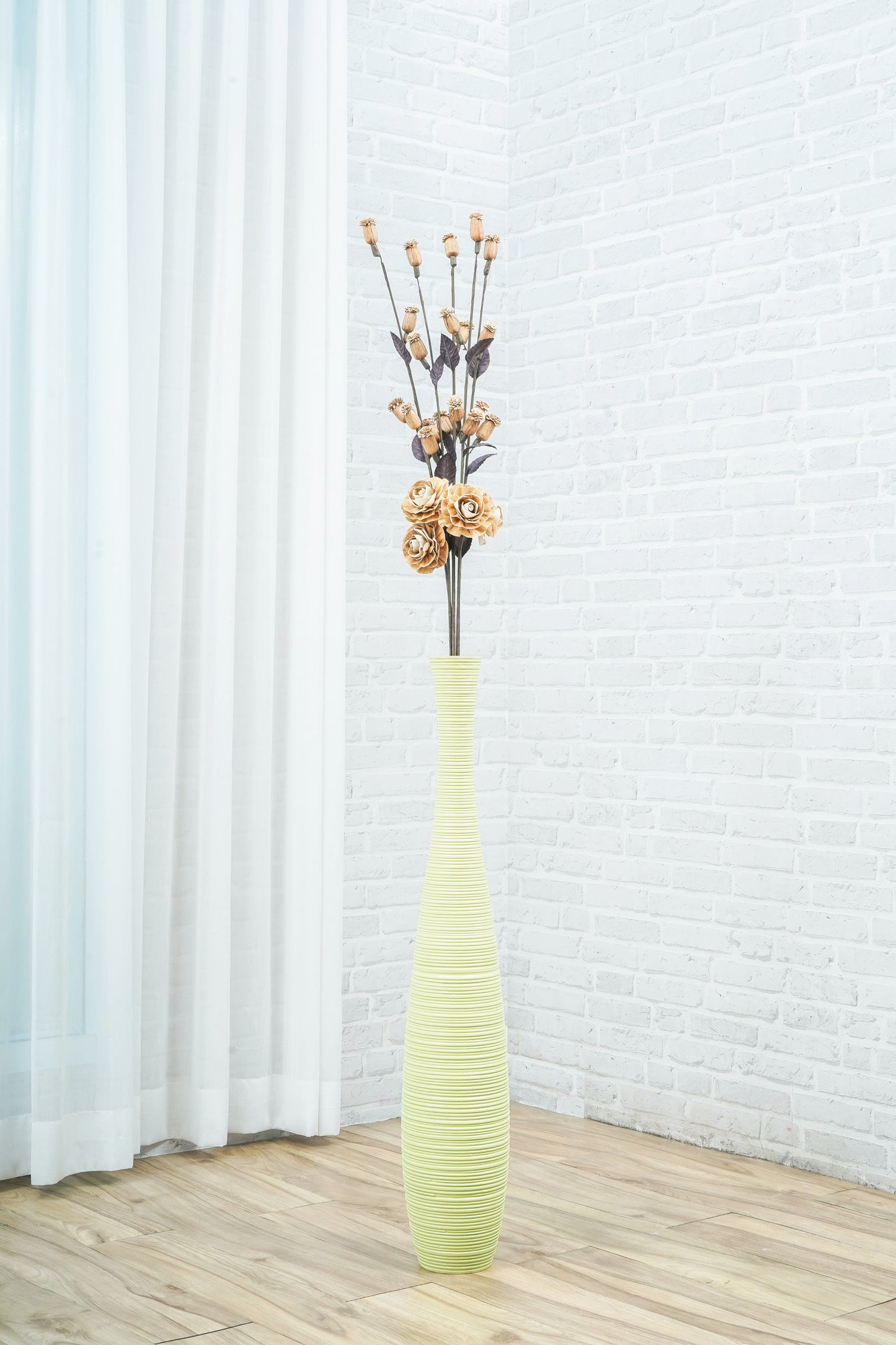 Large Mango Wood Floor Vase – Handcrafted Decorative Highlight from Thailand, 85 cm