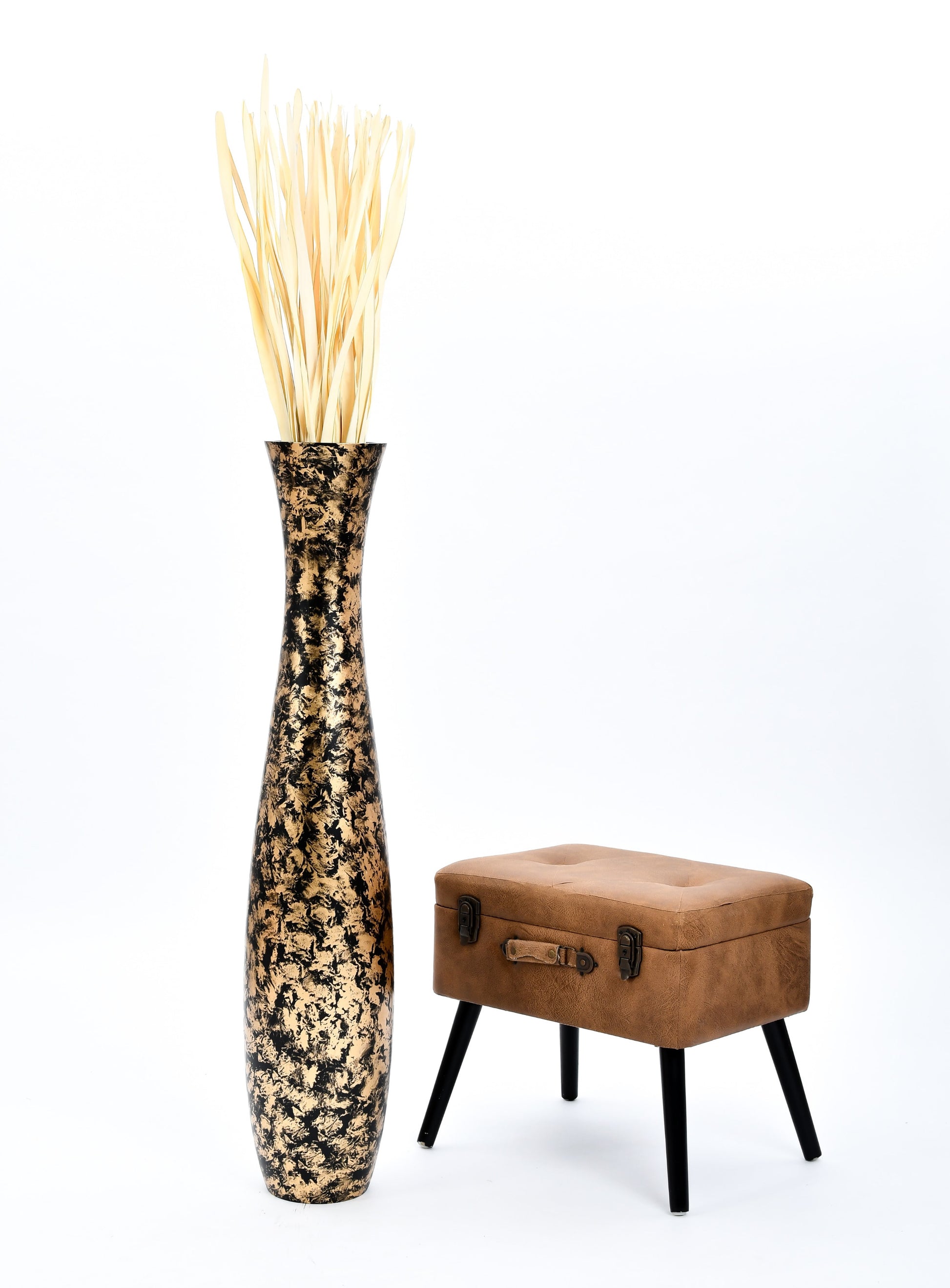 Large Mango Wood Floor Vase – Handcrafted Decorative Highlight from Thailand, 105 cm