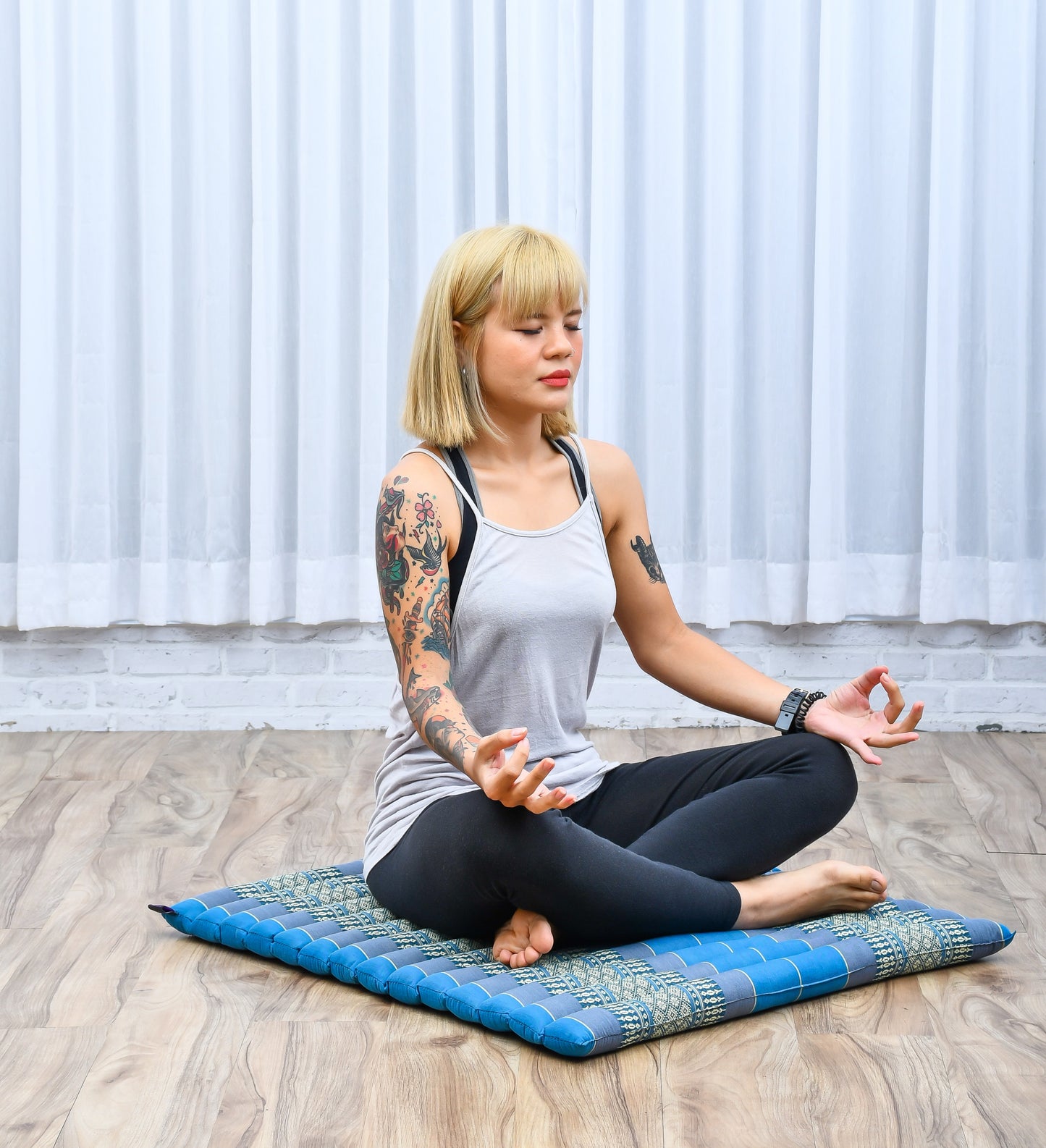 Large Kapok Zabuton Meditation Cushion – Rectangular Floor Mat with Cotton Cover, Sf22 - Blue