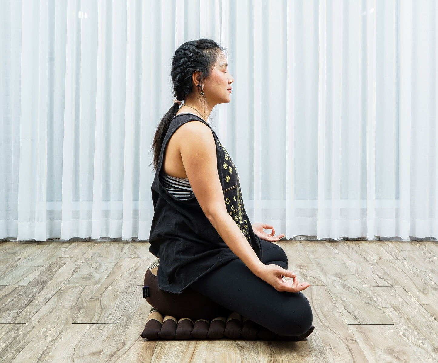 Compact Meditation Cushion Set Made of Kapok – Small Zabuton & Zafu with Cotton Cover, Sf10 - Brown