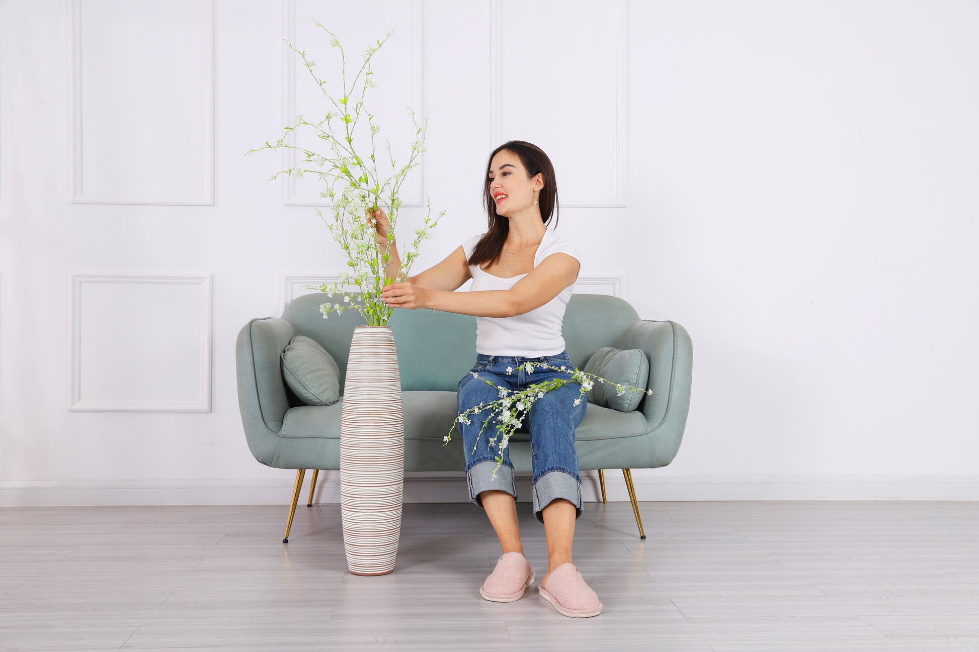 Large Resin Floor Vase – Stylish Waterproof Vase for Fresh & Dried Flowers, 65 cm