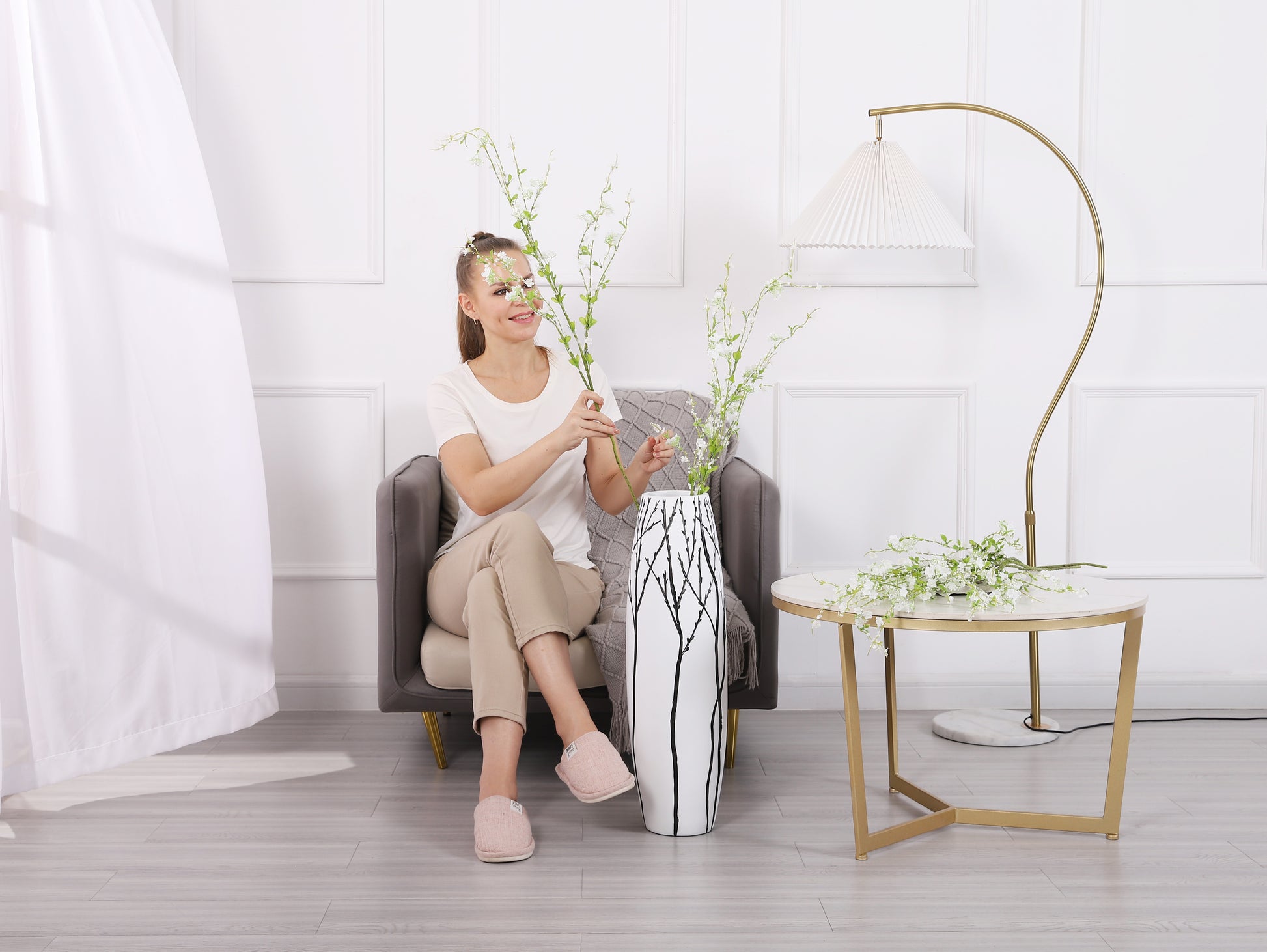 Large Resin Floor Vase – Stylish Waterproof Vase for Fresh & Dried Flowers, 65 cm