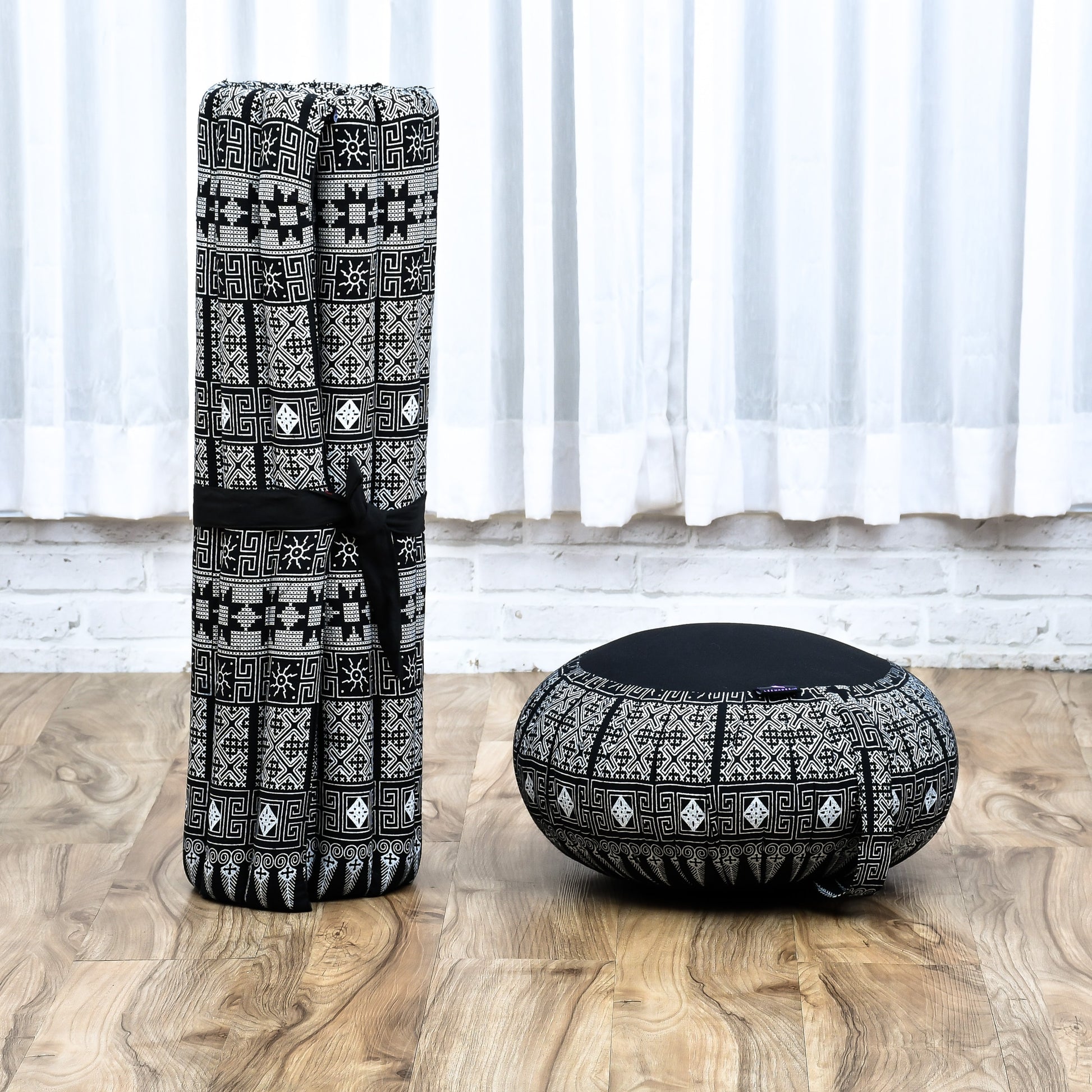 Kapok Meditation Cushion Set – Zabuton Mat & Zafu Seat Cushion with Cotton Cover, Cbt4 - Black