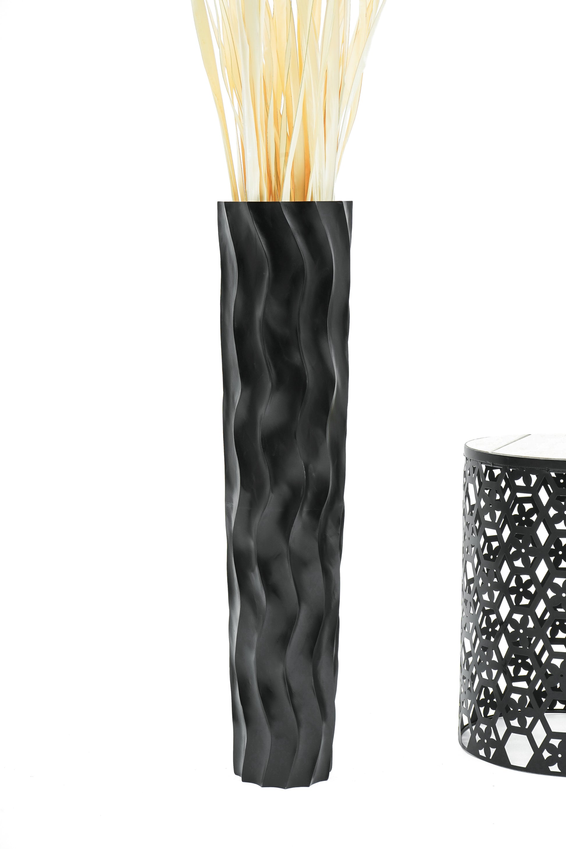 Large Mango Wood Floor Vase – Handcrafted Decorative Highlight from Thailand, 85 cm