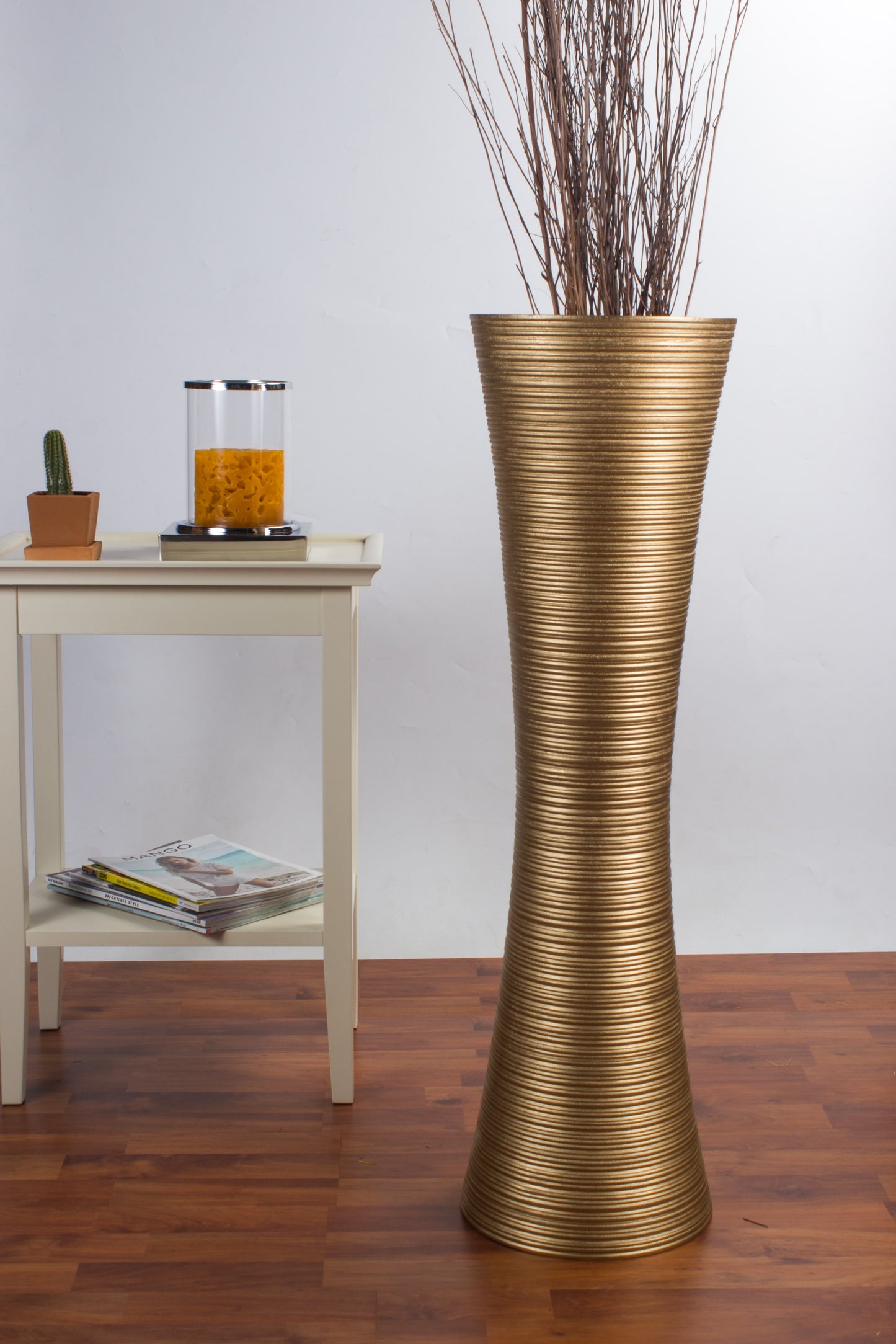 Large Mango Wood Floor Vase – Handcrafted Decorative Highlight from Thailand, 85 cm