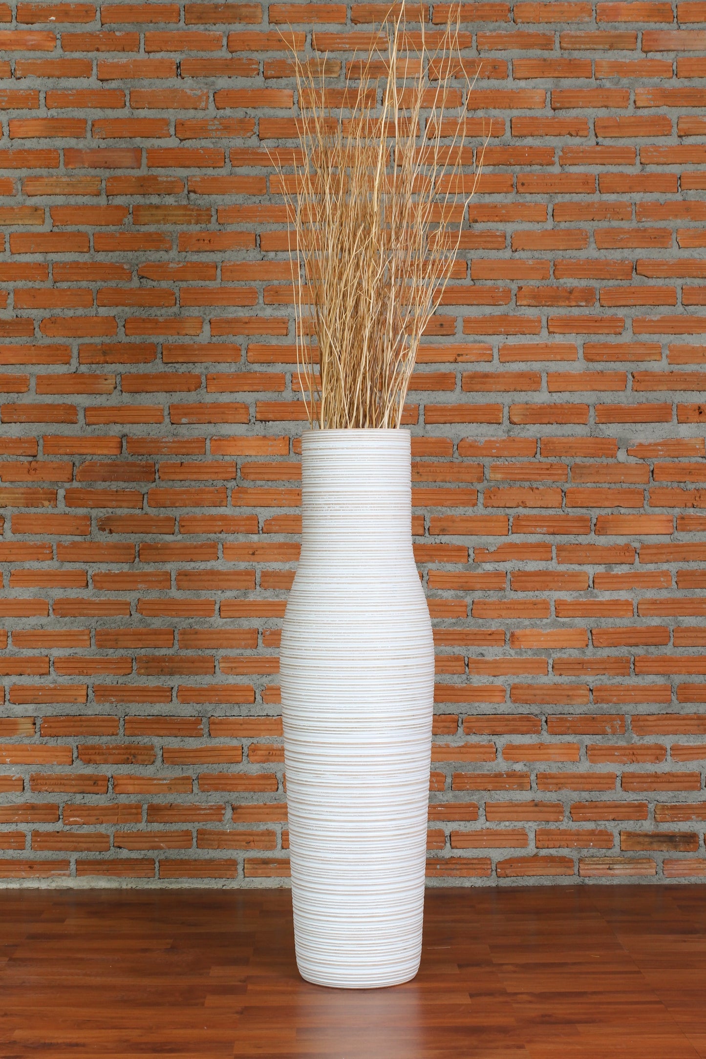 Large Mango Wood Floor Vase – Handcrafted Decorative Highlight from Thailand, 85 cm