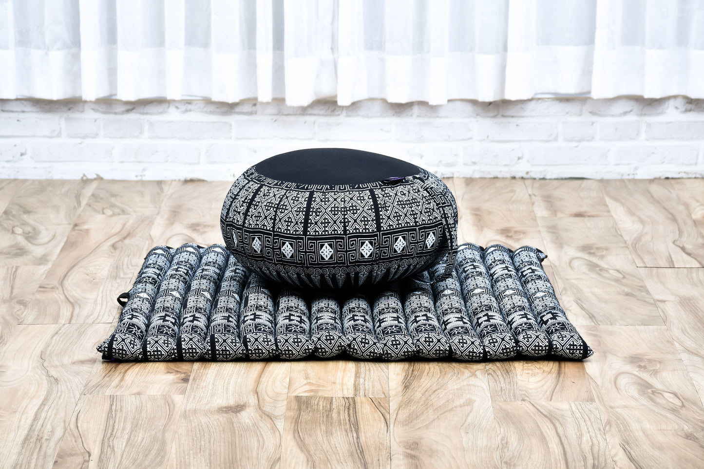 Kapok Meditation Cushion Set – Zabuton Mat & Zafu Seat Cushion with Cotton Cover, Cbt4 - Black