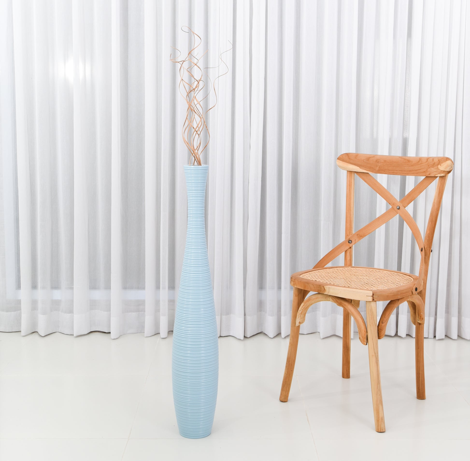 Large Mango Wood Floor Vase – Handcrafted Decorative Highlight from Thailand, 85 cm