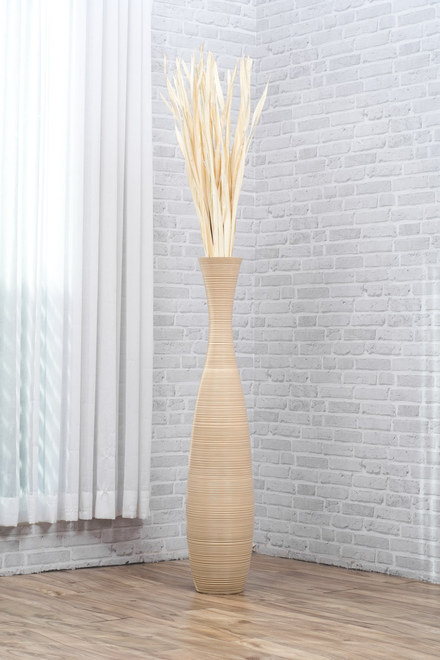Large Mango Wood Floor Vase – Handcrafted Decorative Highlight from Thailand, 105 cm